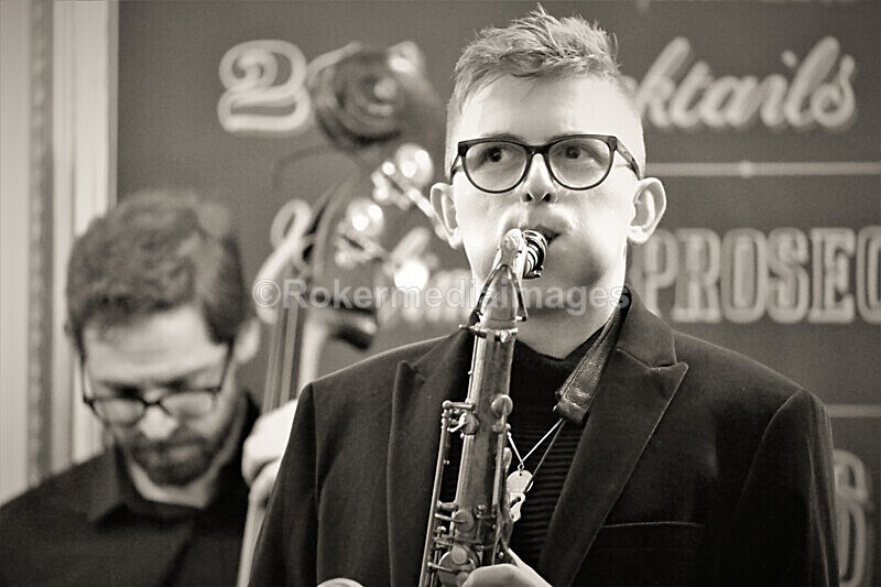 DAN-28 - Daniel Newberry Quartet