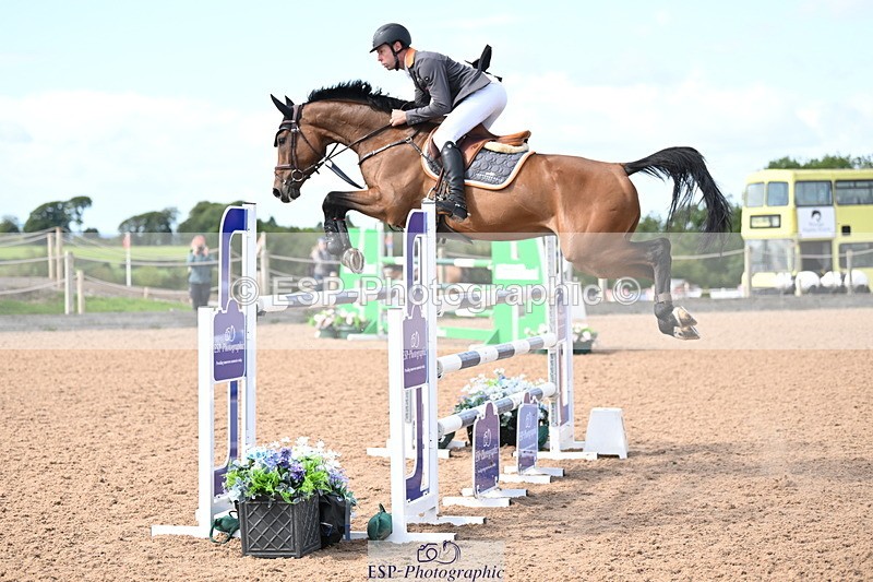 240912A-140930-02124 - Cls 5 National 1.30m Open