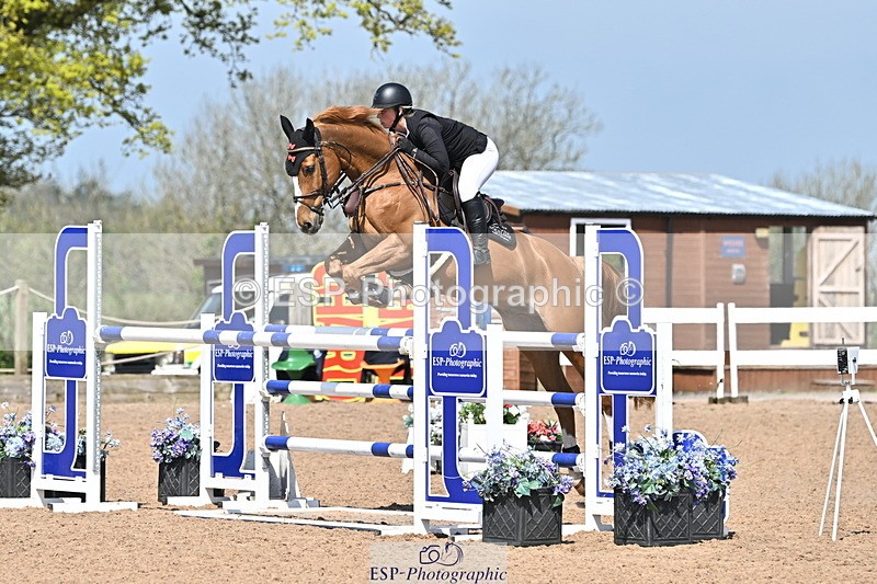 240509A-113004-01187 - Cls 9 Snr 1.20m Open