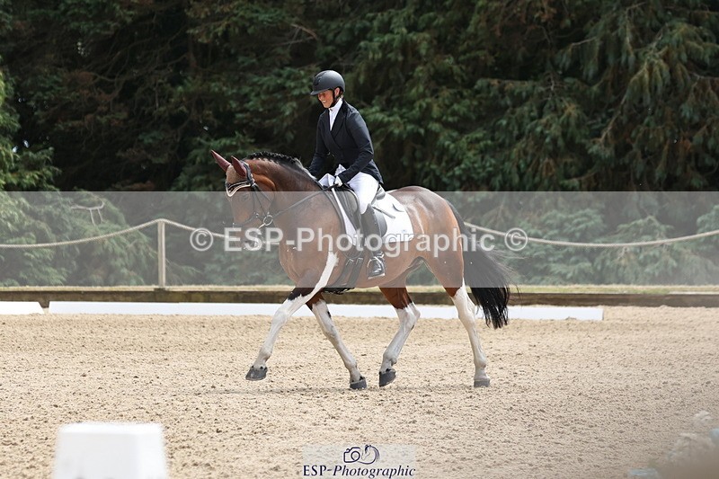 250809A-141657-03941 - 122-Lorraine.MorrisLissyegan.coloured.lady