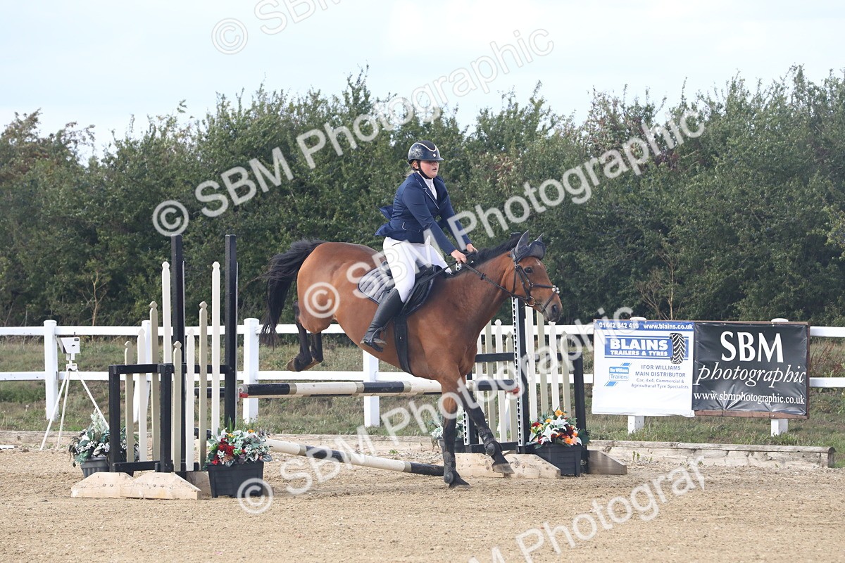 SBM_008056 - Class 12 - 90cm Champs