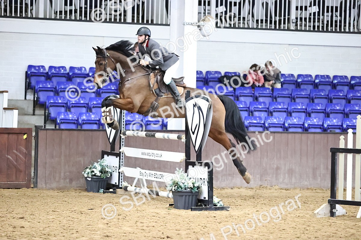 SBM_005542 - Class 17 - Senior Newcomers 1.10m