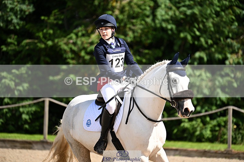 240824X-134045-29037 - 80cm Round 2 13.30 to 14.30