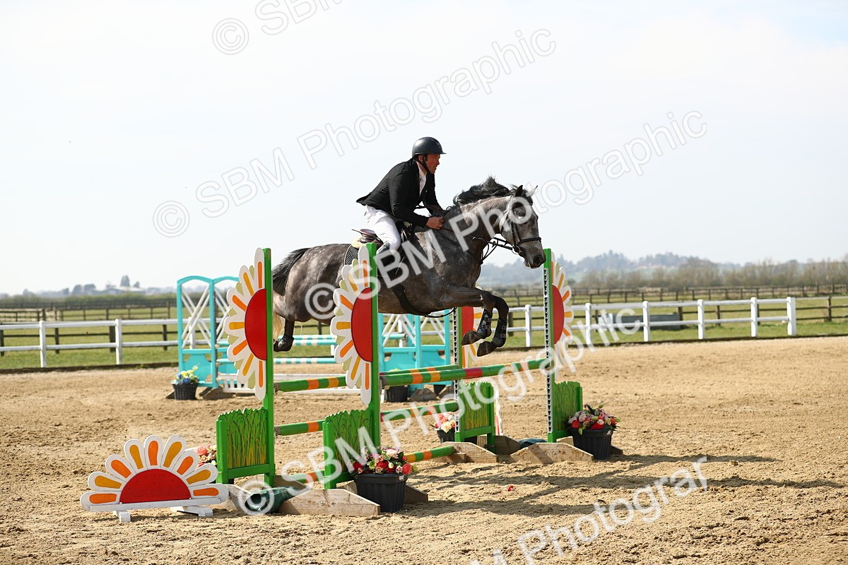 SBM_002340 - Class 9 - Senior Discovery - 1.00m