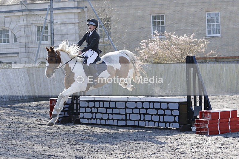 _EST0403 - Bourne Valley Riding Club Winter Showjumping 27/03/22