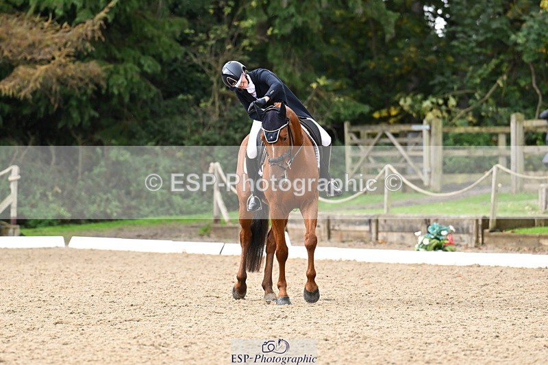 251023A-115330-02107 - B-139-Kirsty.Short
