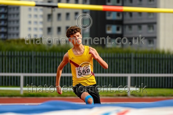 Age25SAT-914815 - Field Male