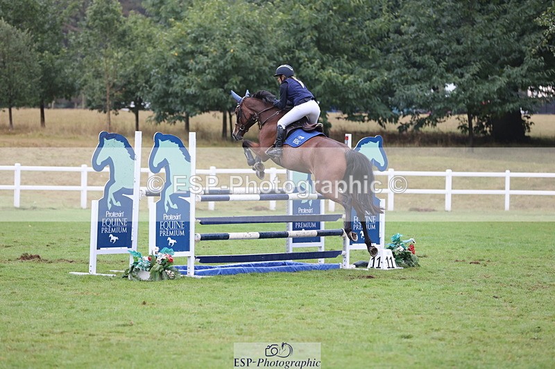 250830A-150308-07190 - Cls 16 Snr Newcomers and 1.10m Open