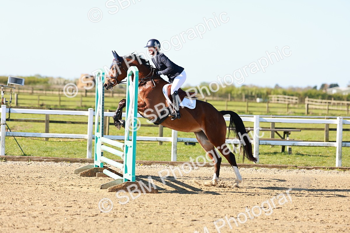 SBM_000273 - Class 1 - Clear Round