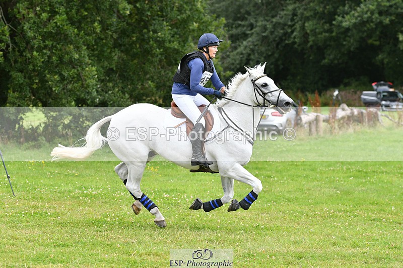 240804-131004-13709 - 455-Nicola_Horsley-Gubbins-RATHNAGREW_GREY_TEX