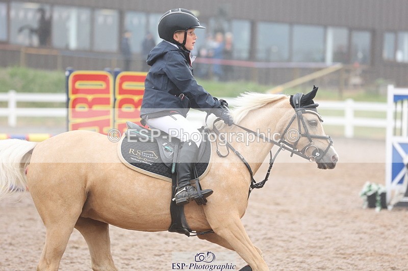 240630A-094127-11584 - Cls 30 British Novice and 80cm Open