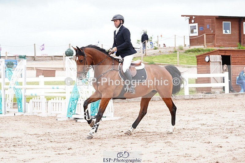 250524-113622-06408 - Cls 21 A&B Snr Disco & 1.00m Open