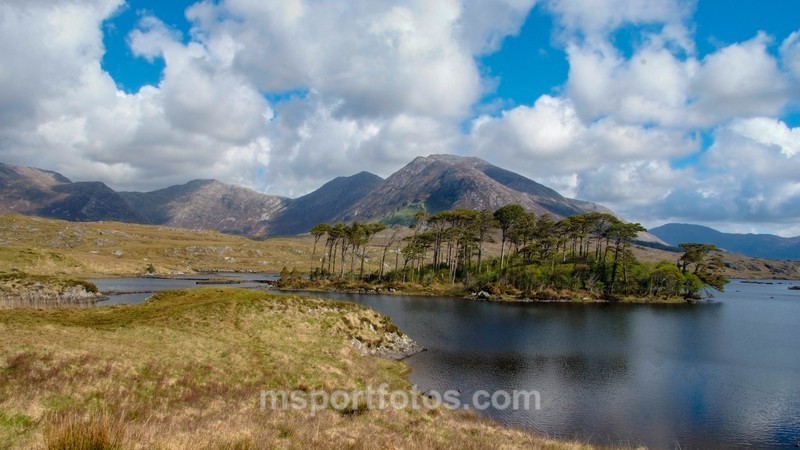 A Connemara lough - Irelands landscapes