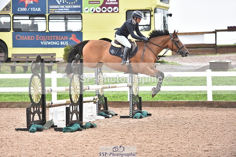 230805A-100612-00551 - Cls 5 Snr British Novice & 90cm Open