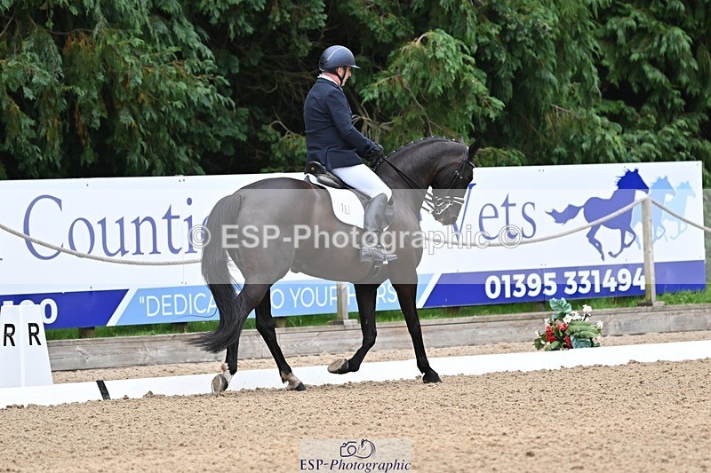 240810-100933-02460 - 161-John.Fullick-Hermosa.bella