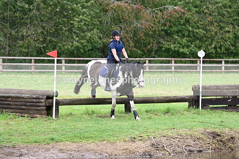 WJ6_2898 - Time at Photographer 11:01 to 11:20