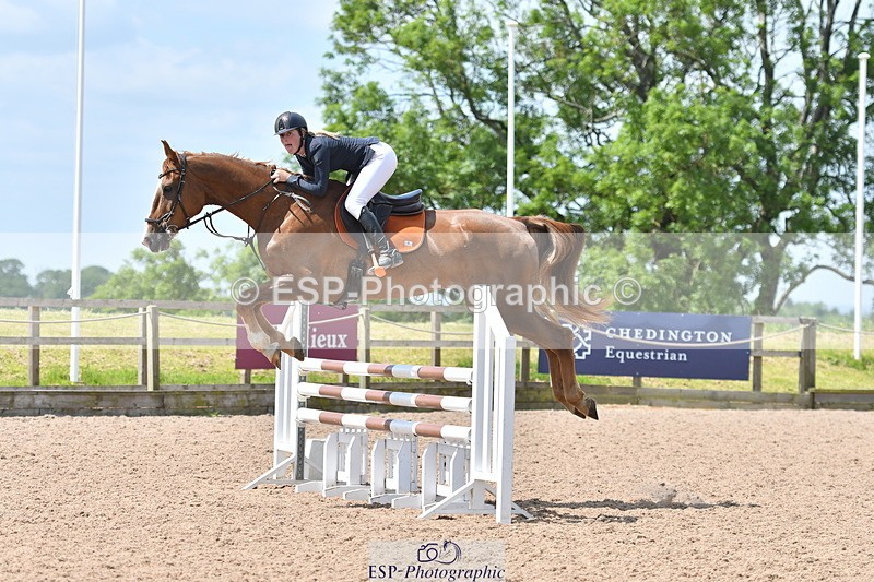 240609A-111756-04493 - Cls 17 Snr 1.05m Open