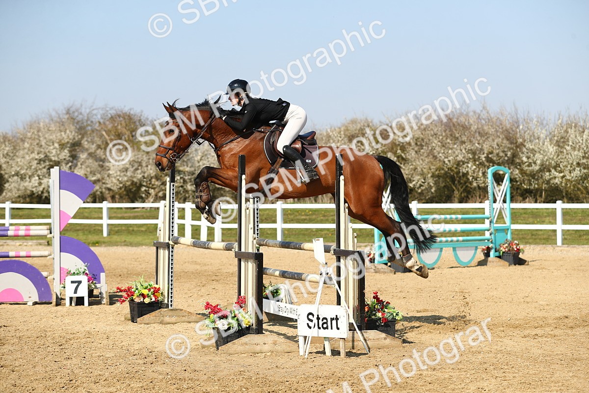 SBM_001217 - Class 4 - Senior Newcomers - 1.10m