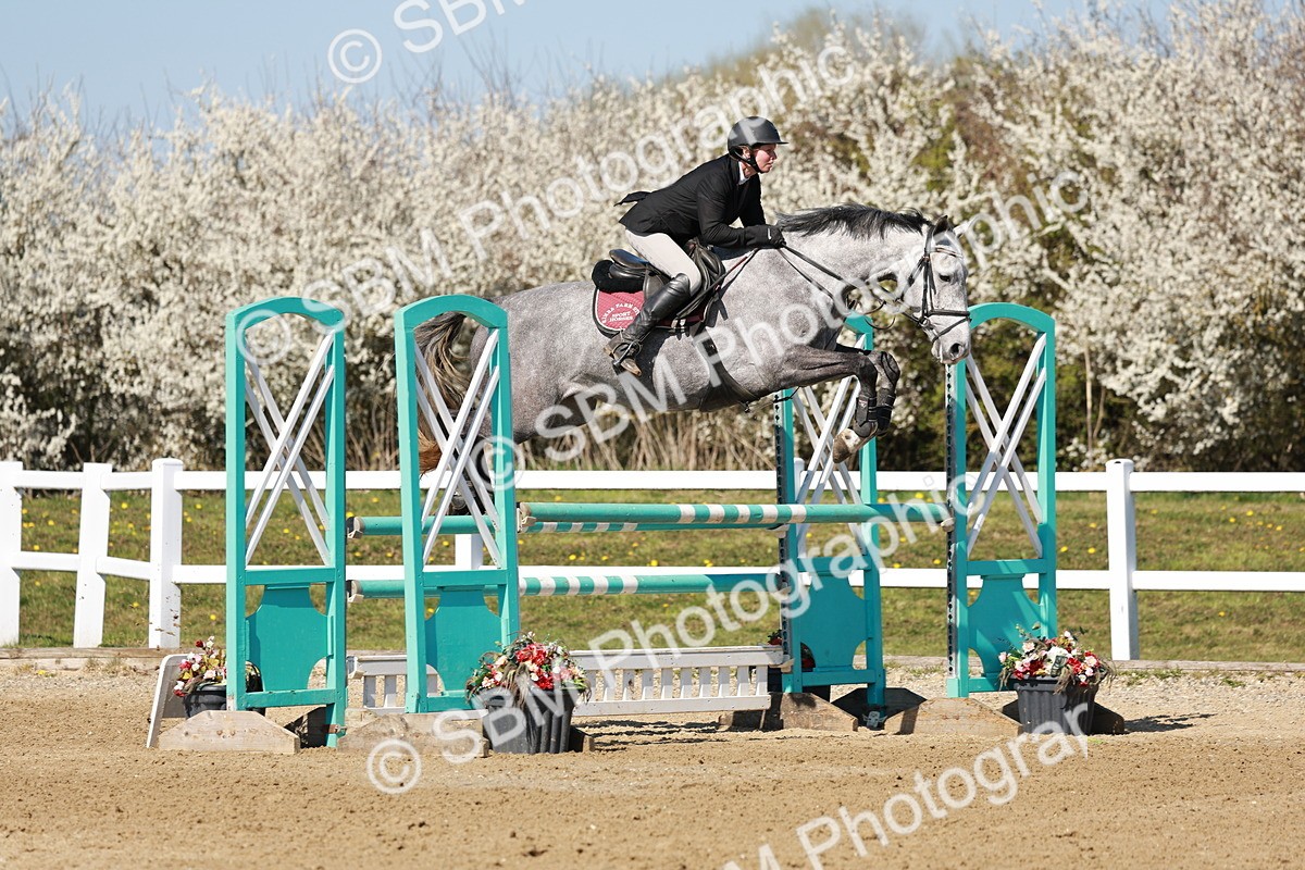 SBM_004625 - Class 17 - Senior Newcomers - 1.10m