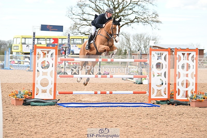 240418A-153957-04778 - Cls 9, 2 Star Big Tour 1.40m