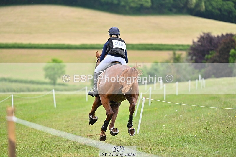 250524A-161704-14994 - C-260-Georgie.Frow-RIVERSTOWN.ROYAL