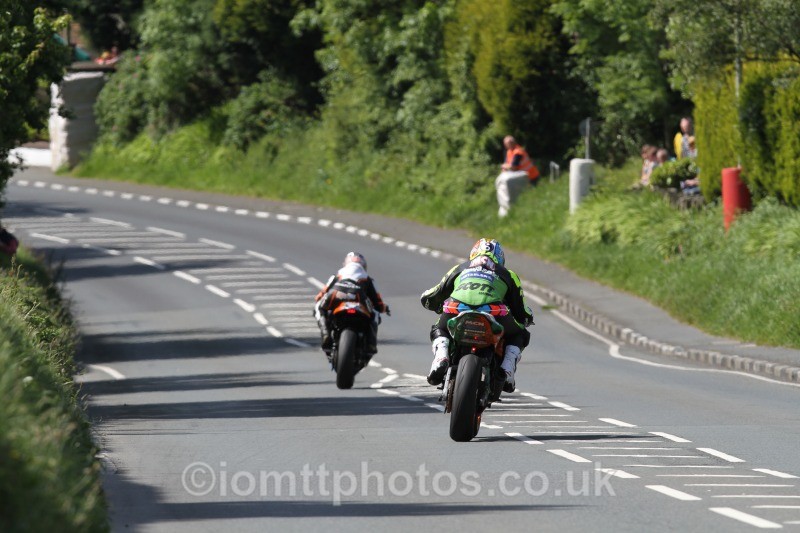 Adam Child Kawasaki / MCN/KEN URWIN RACING - Bikenation Lightweight TT