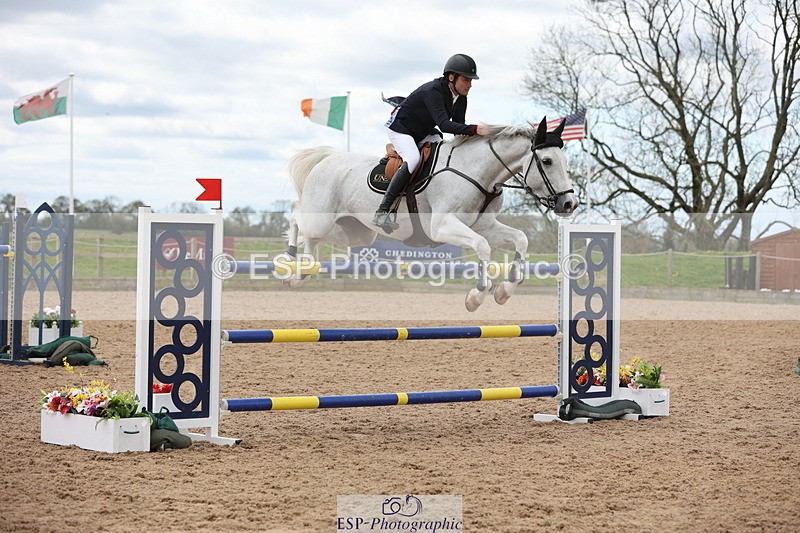 240419A-122745-07245 - Cls 6, 2 Star Medium Tour 1.35m