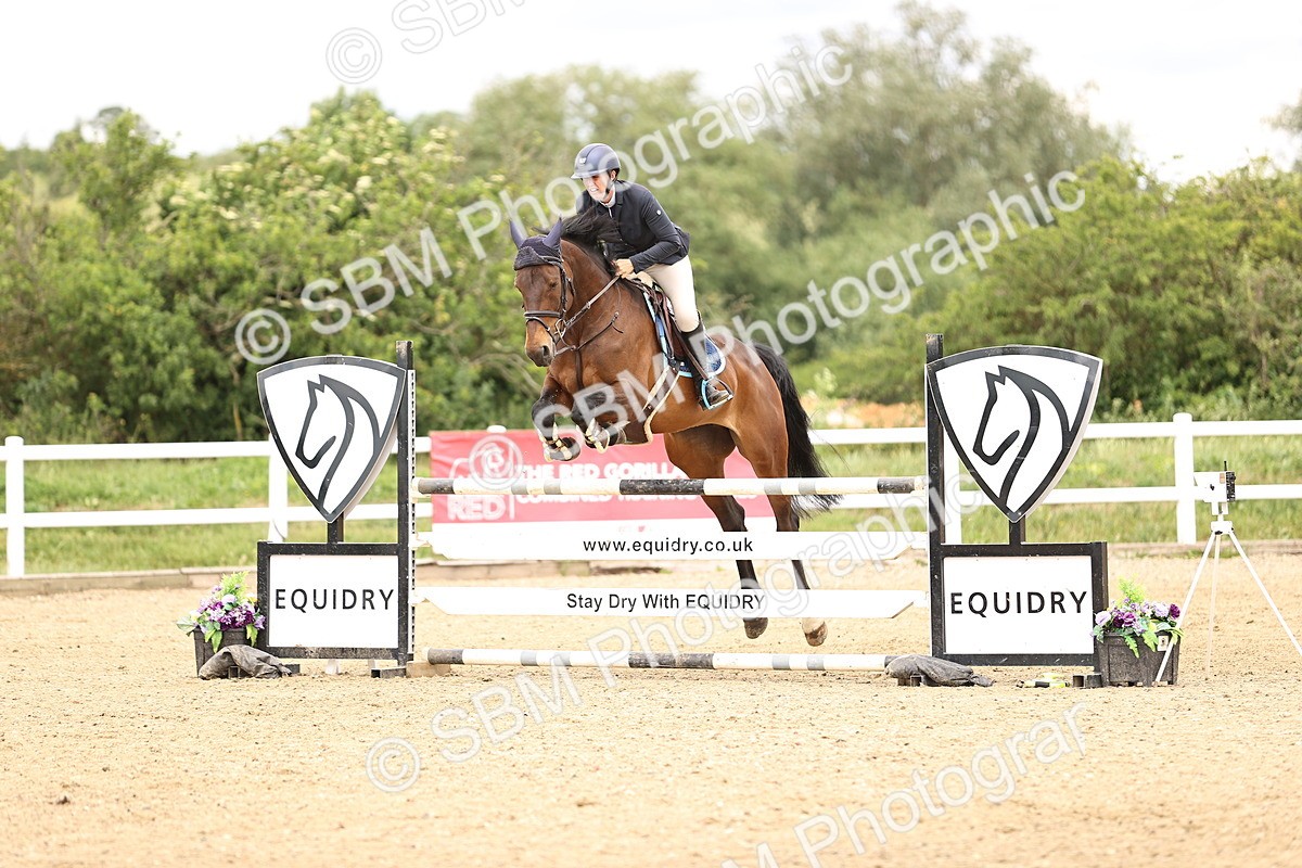 SBM_007774 - Class 19 - Senior Newcomers - 1.10m