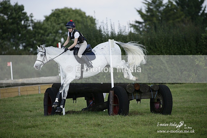  WWHT 171021 3984 - Open (1.00m)  17/10/21