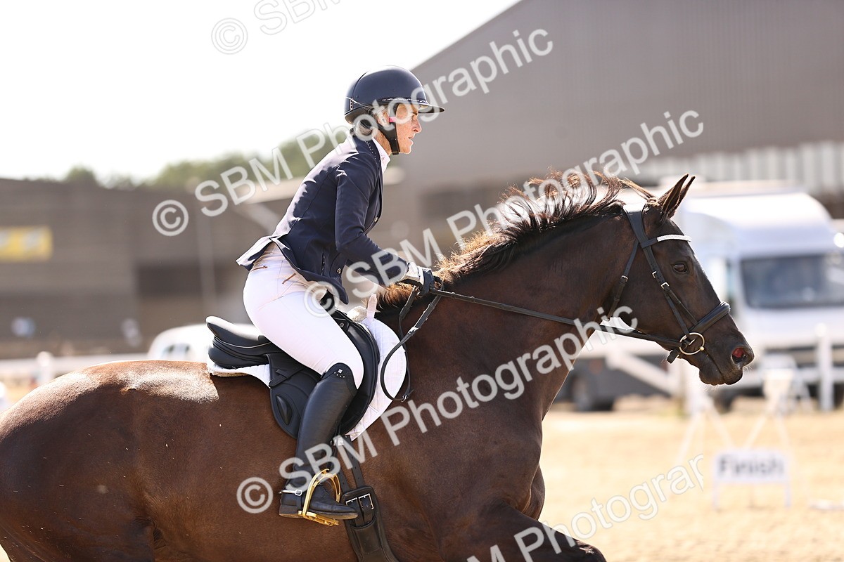 SBM_000144 - Class 1 - Clear Round