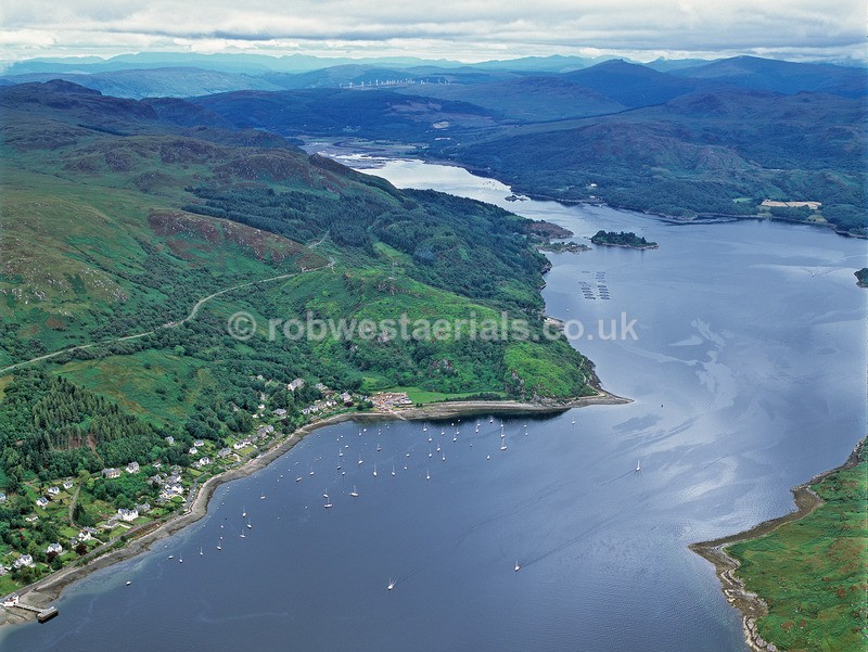 A00633A Tighnabruich Village to Loch Riddon in 2005 - West and south coastlines