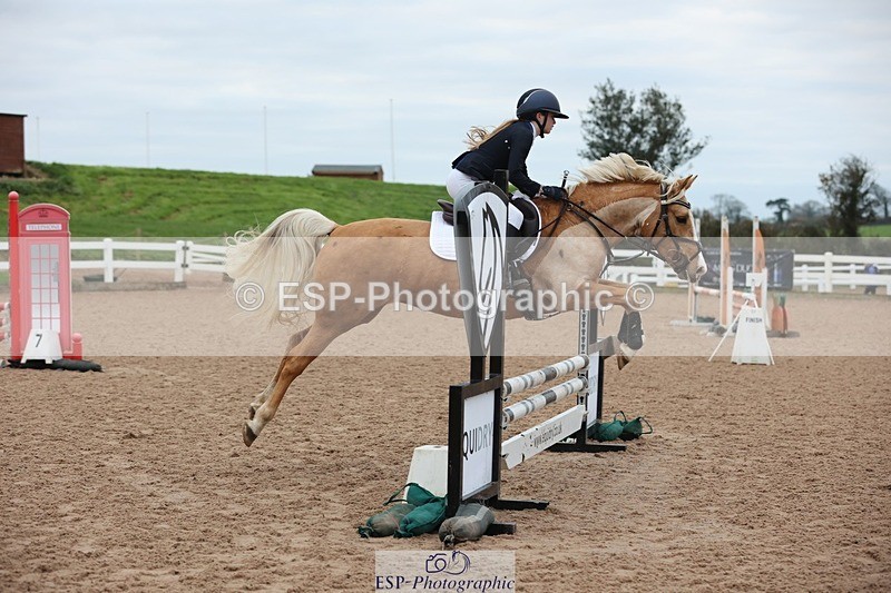 241116X-083352-00100 - Cls 03 Pony Intro 70cm