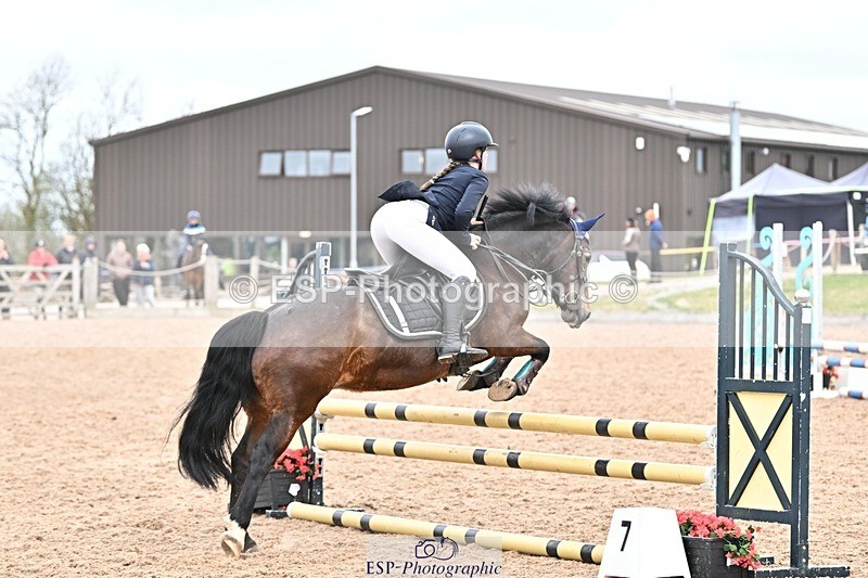 250414-102256-00073 - 70cm Round 1