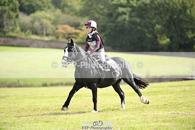 240825X-112733-32521 - 70cm XC 11.00 to 12.00