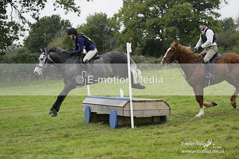  WWHT 171021 1901 - Novice Pairs (0.80m)  17/10/21