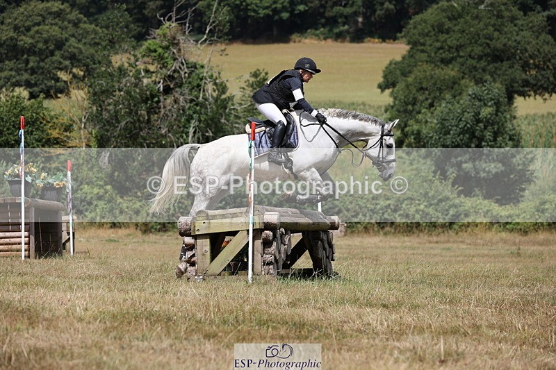 250802A-132335-04341 - B-087-Sarah.Lowe-DARK.DE.ST.PRIEST