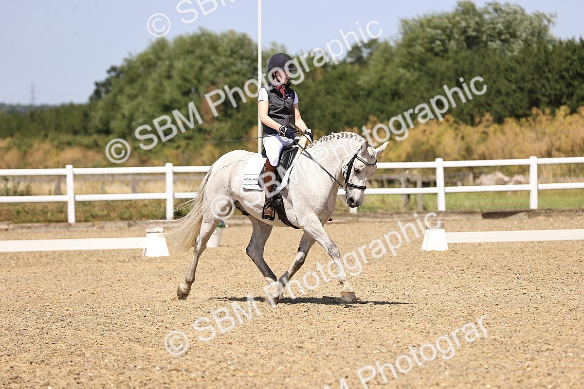 SBM_010565 - Novice 5 - 11.20-12.23