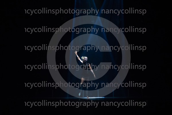 01195 - This Woman's Work