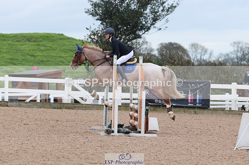 241116X-100908-00753 - Cls 08 Pony Winter Nov Champs