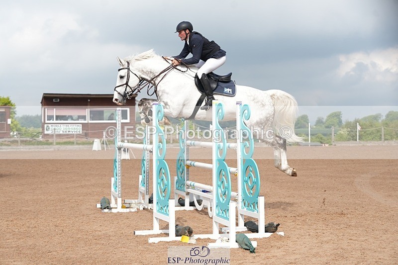 260508-100342-04765 - Cls 12 Snr Foxhunter