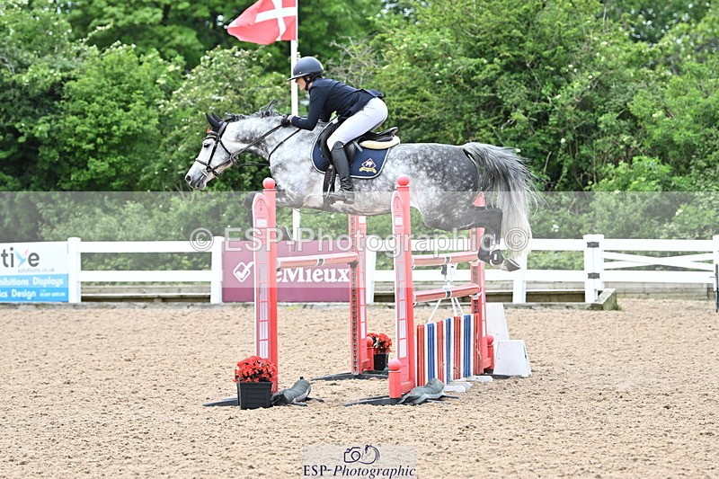 240523A-125958-01861 - Cls 4 Snr 1.20m Open