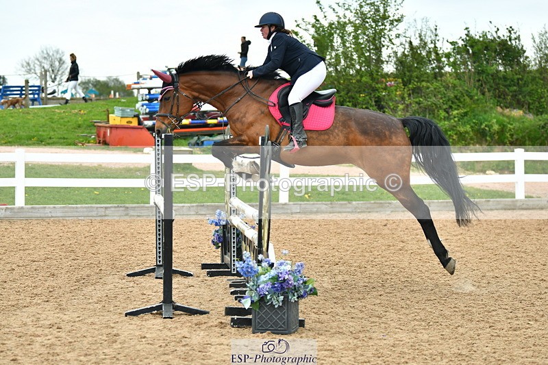 230504A-132405-01879 - Cls 4 95cm Amateur Quali