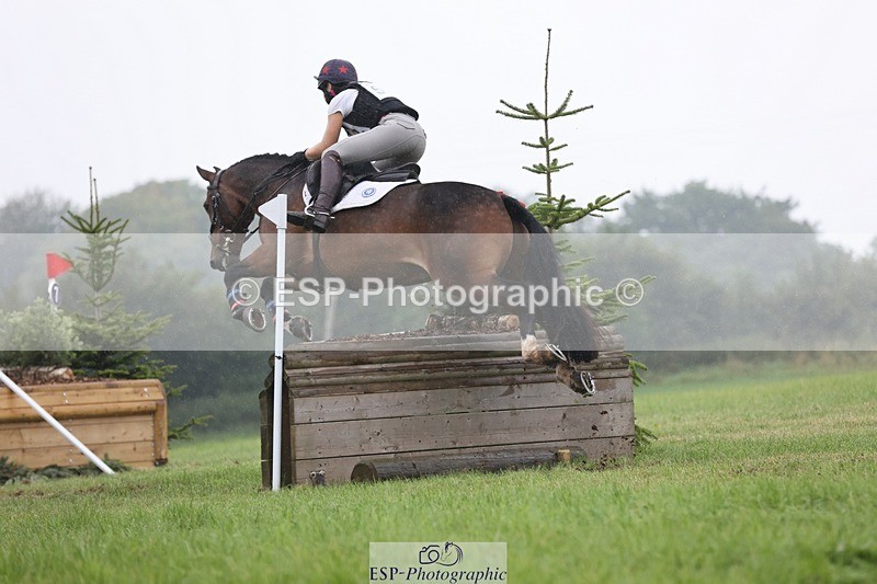 240901A-153408-10865 - 572-Molly.Swain-SOCKS