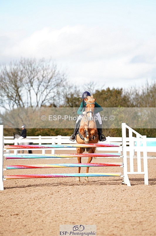 241027A-124152-02728 - SUN Cls 7 Pony Foxhunter and 1.10m Open