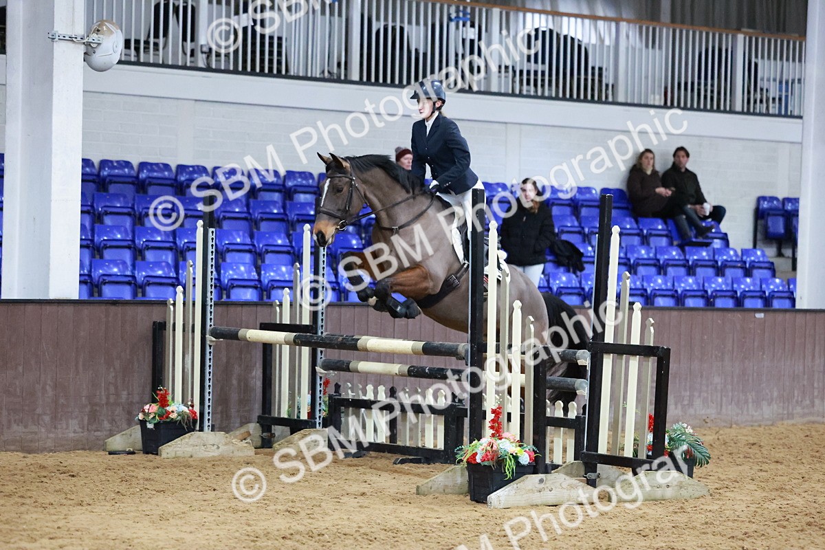 SBM_007701 - Class 24 - Nupafeed Supplements Senior Discovery/ 1m Open