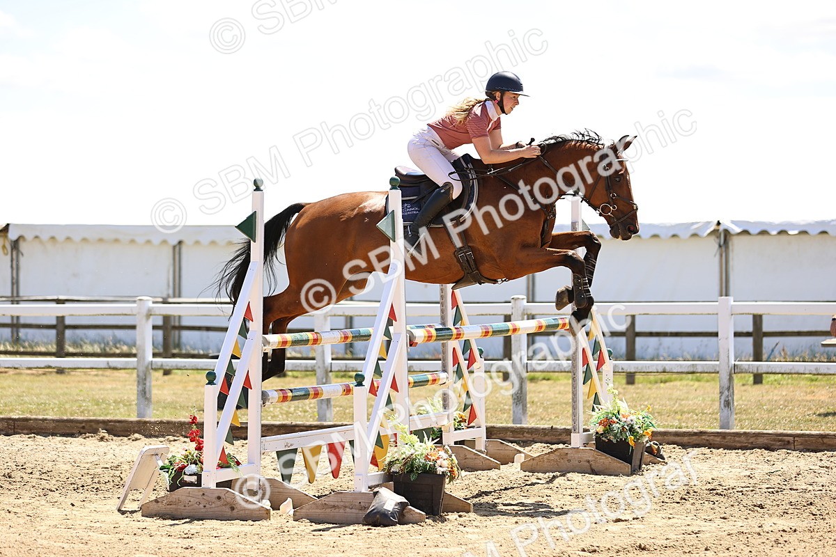 SBM_014522 - Class 15 - Senior Newcomers - 1.10m Open