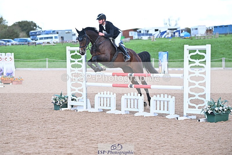 231014A-123338-04596 - Cls 19 1.15m Members Cup