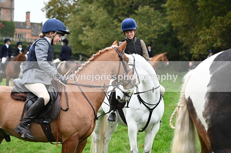WJ6_6030 - The Meet