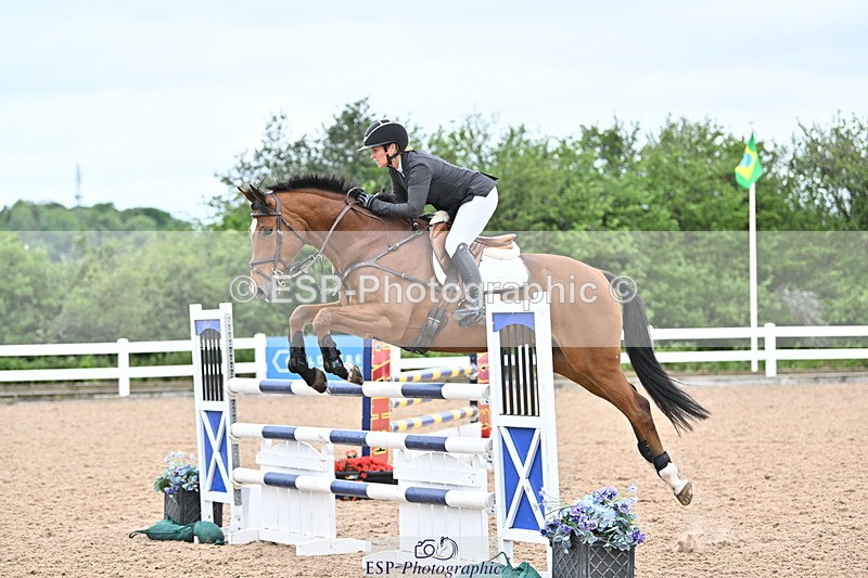 240523A-104202-01570 - Cls 1 Snr 1.05m and 1.10m