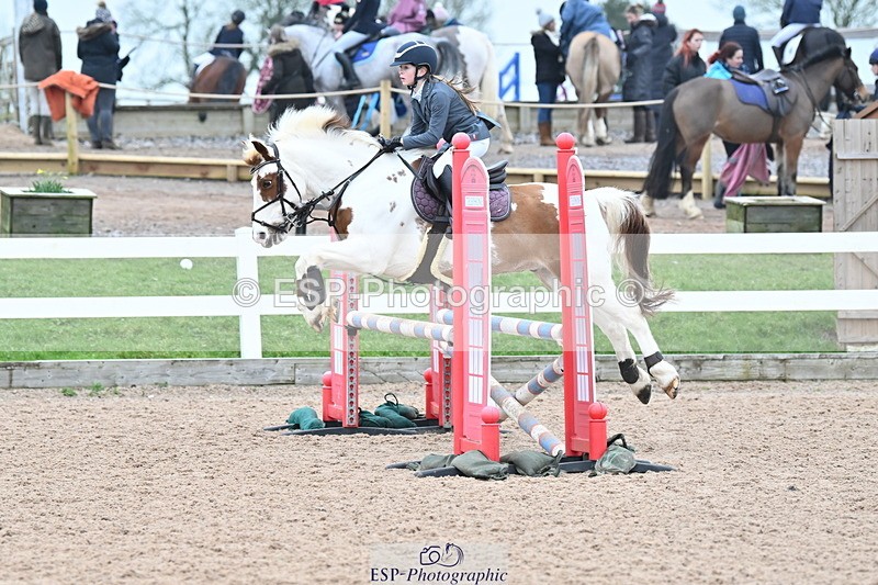 240128A-112620-00522 - Cls 3 Pony Discovery and 90cm Open